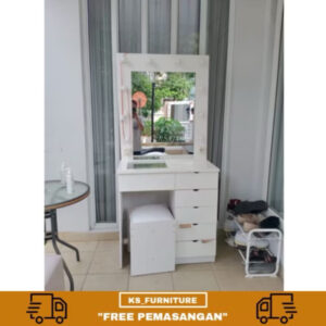 meja rias lampu minimalist